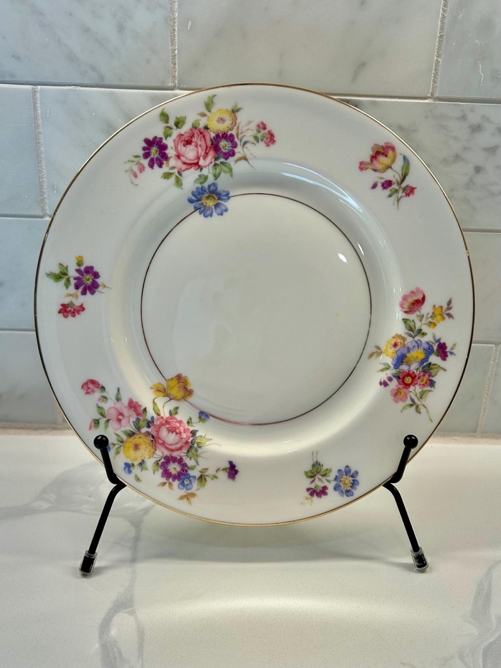 Set off 4/ vintage Theodore Haviland Pasadena dinner plates  10 3/4” Gold Trim